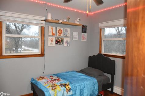 11642 Highway S33 Iowa Falls IA 50126