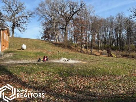 11642 Highway S33 Iowa Falls IA 50126