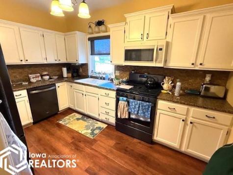 210 E North Street Algona IA 50511