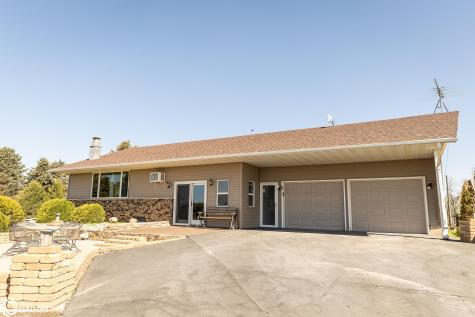 3307 140th Street Belmond IA 50421