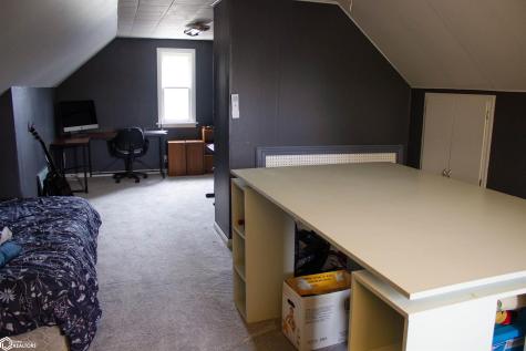 425 S 4th Street Forest City IA 50436