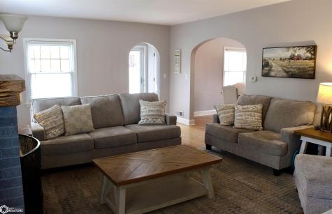 425 S 4th Street Forest City IA 50436