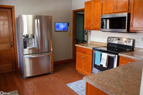 425 S 4th Street Forest City IA 50436