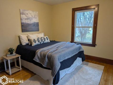 7 S Louisiana Avenue Mason City IA 50401