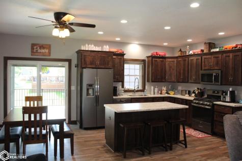 750 Pebblestone Lane Garner IA 50438