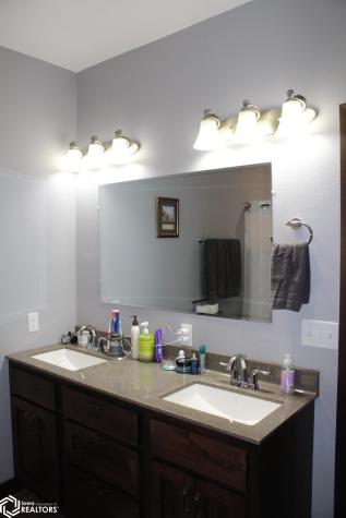 750 Pebblestone Lane Garner IA 50438