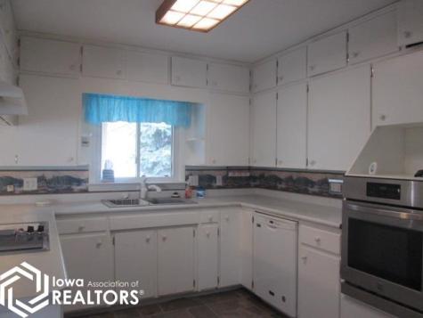 811 8th NE Belmond IA 50421