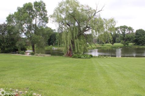 1077 Meadow Lake Drive Mason City IA 50401