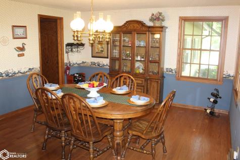 1077 Meadow Lake Drive Mason City IA 50401