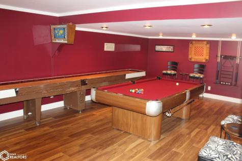 1077 Meadow Lake Drive Mason City IA 50401