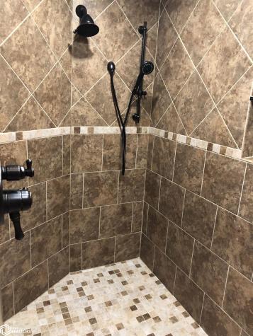 1077 Meadow Lake Drive Mason City IA 50401