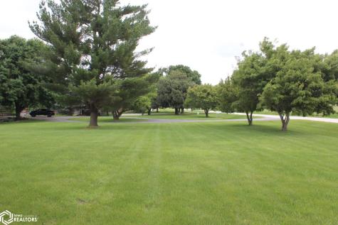 1077 Meadow Lake Drive Mason City IA 50401