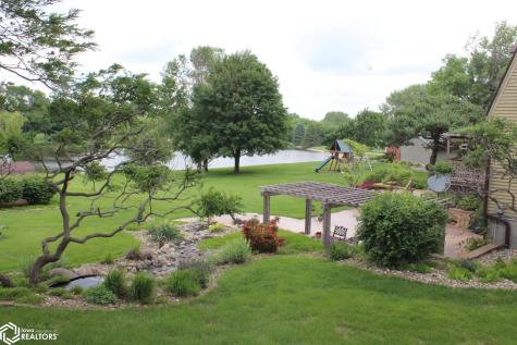 1077 Meadow Lake Drive Mason City IA 50401