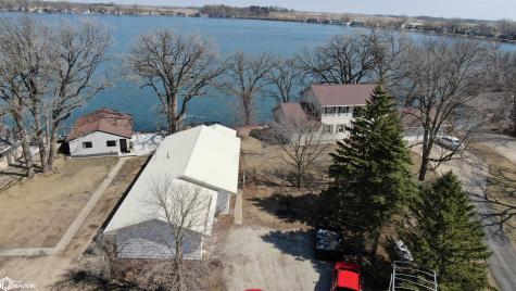 1884 Obrien Avenue Clarion IA 50525