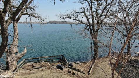 1884 Obrien Avenue Clarion IA 50525