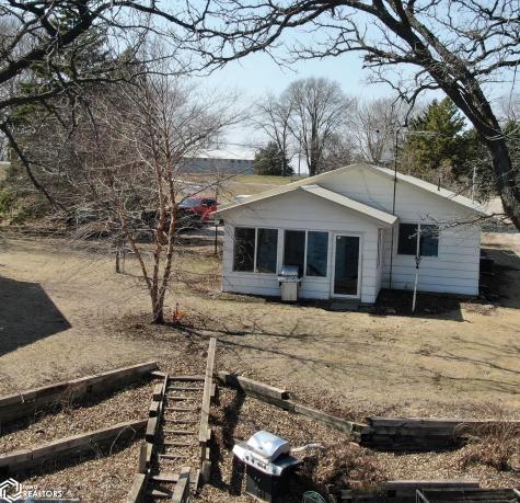 1884 Obrien Avenue Clarion IA 50525