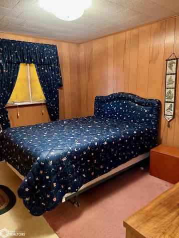 1884 Obrien Avenue Clarion IA 50525