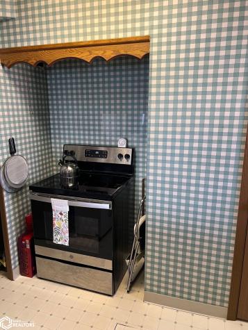 1884 Obrien Avenue Clarion IA 50525