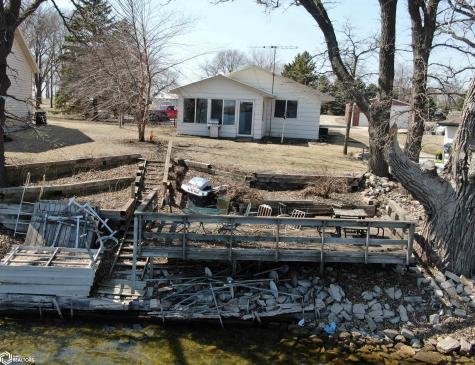 1884 Obrien Avenue Clarion IA 50525