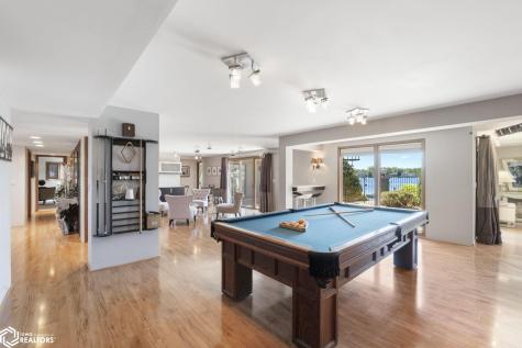 154 Lakeview Drive Mason City IA 50401
