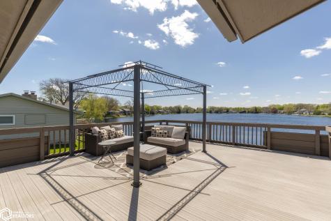 154 Lakeview Drive Mason City IA 50401