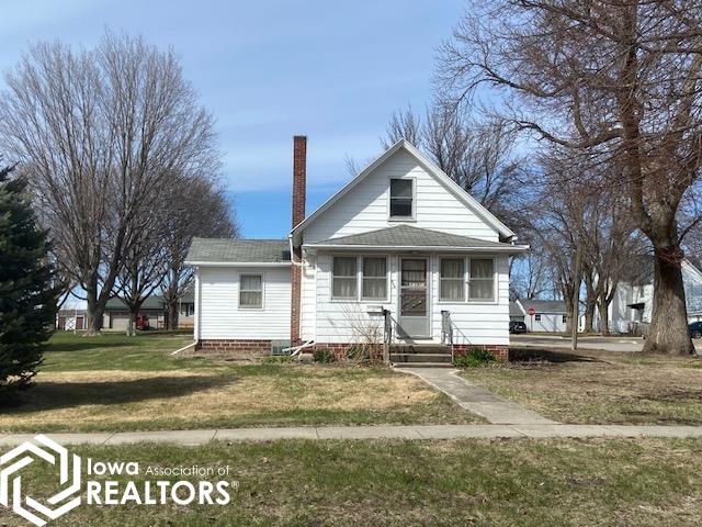 326 1st Street NW Britt IA 50423