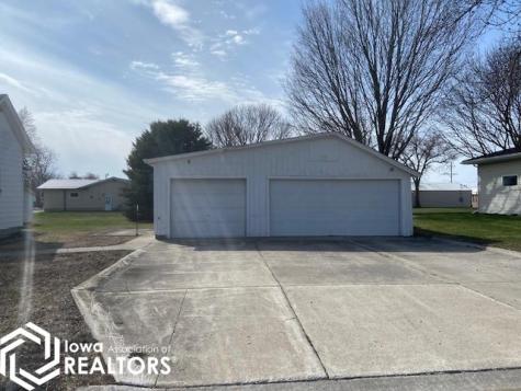 326 1st Street NW Britt IA 50423