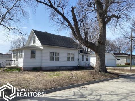 326 1st Street NW Britt IA 50423