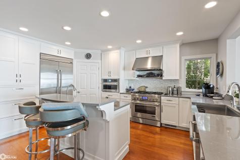 1517 N Shore Drive Clear Lake IA 50428