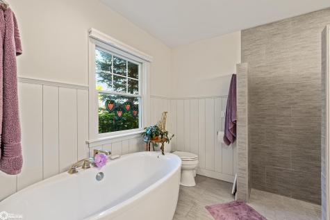 1517 N Shore Drive Clear Lake IA 50428