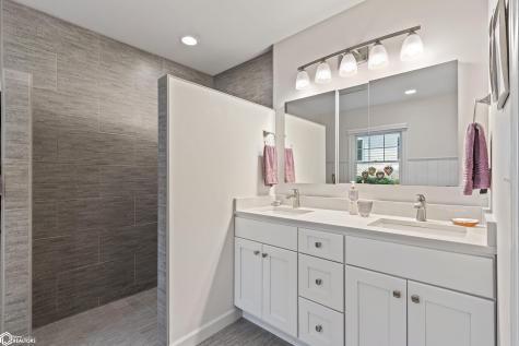 1517 N Shore Drive Clear Lake IA 50428