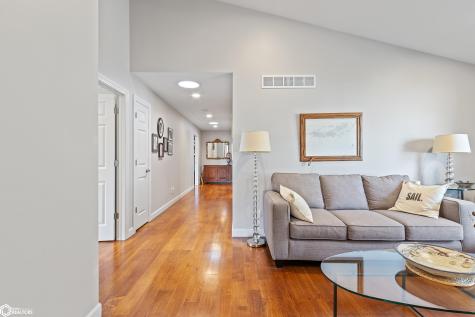 1517 N Shore Drive Clear Lake IA 50428