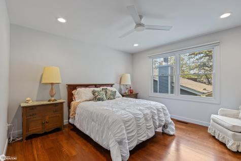 1517 N Shore Drive Clear Lake IA 50428
