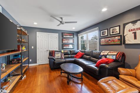 1517 N Shore Drive Clear Lake IA 50428