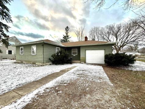 408 Danville Street Hanlontown IA 50444