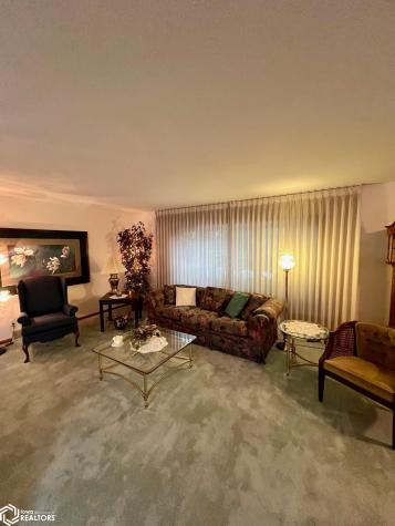 213 8th Street SE Clarion IA 50525