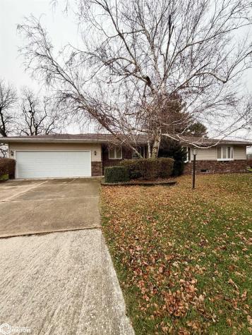 213 8th Street SE Clarion IA 50525