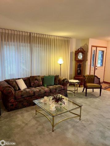 213 8th Street SE Clarion IA 50525