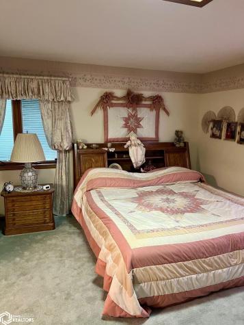 213 8th Street SE Clarion IA 50525