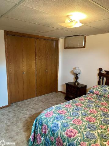 213 8th Street SE Clarion IA 50525