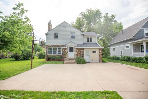 716 S Jones Street Algona IA 50511