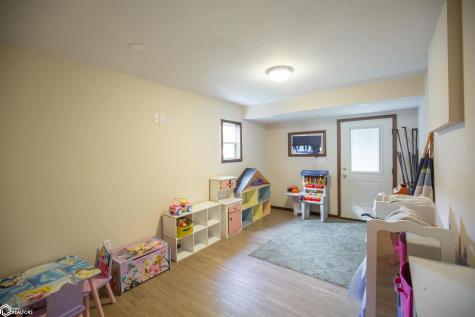 716 S Jones Street Algona IA 50511