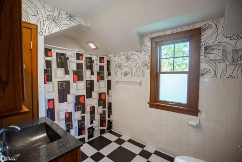 716 S Jones Street Algona IA 50511