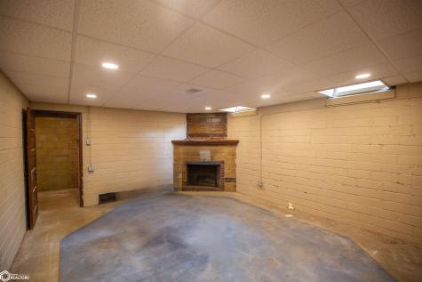 716 S Jones Street Algona IA 50511