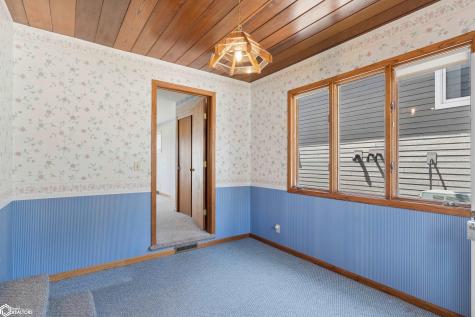 306 E Lake Street Ventura IA 50482