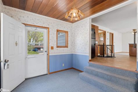 306 E Lake Street Ventura IA 50482