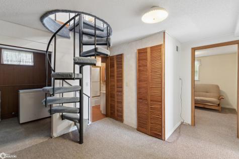 306 E Lake Street Ventura IA 50482