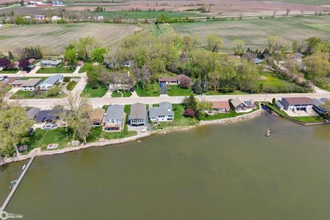 306 E Lake Street Ventura IA 50482