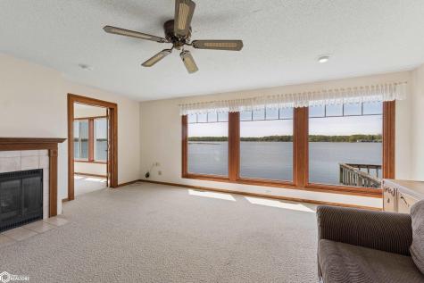 306 E Lake Street Ventura IA 50482