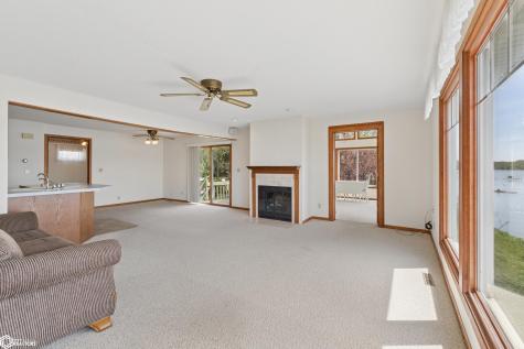 306 E Lake Street Ventura IA 50482